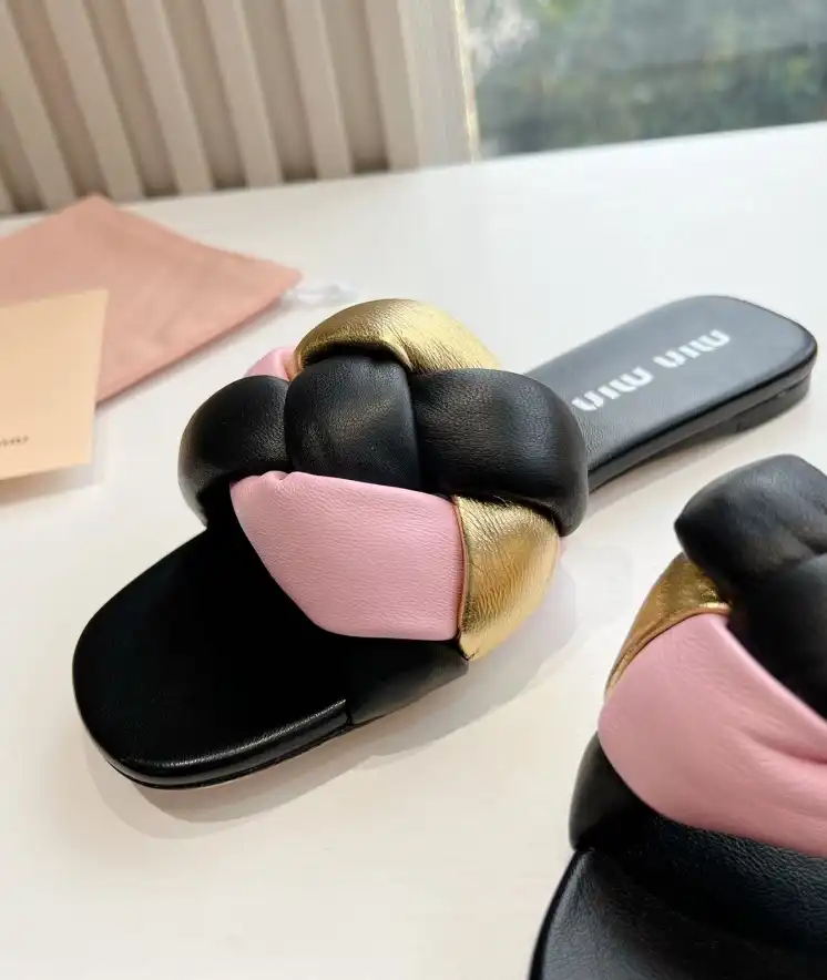 hype Miu Miu Slippers