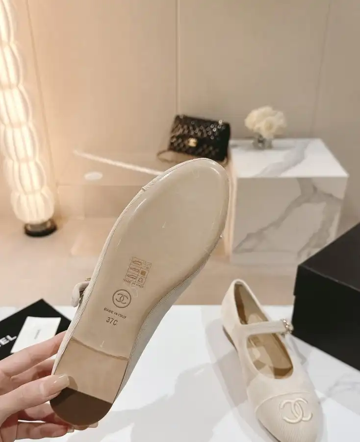 hype Chanel Flat Shoes