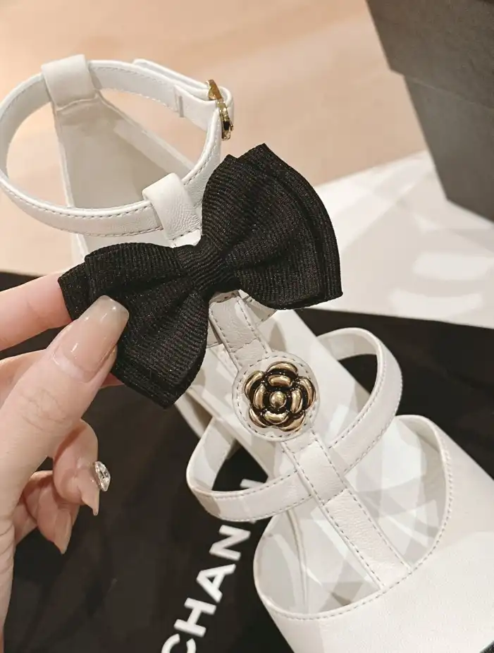 hype Chanel High Heels