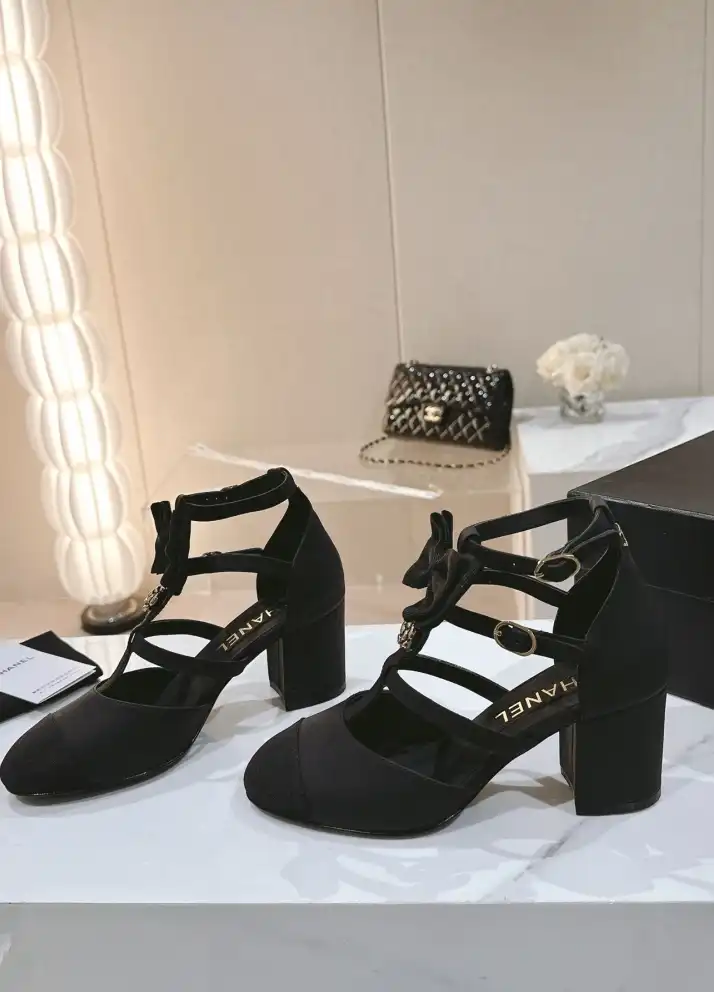 hype Chanel High Heels