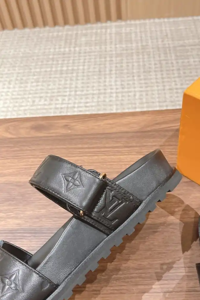 hype LV Sandals