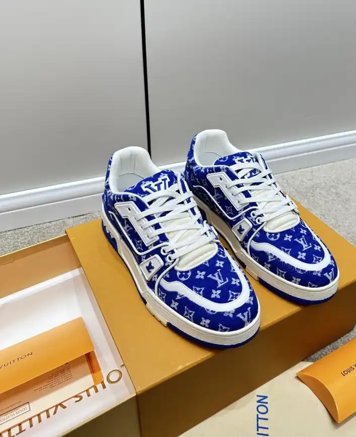 hype Louis Vuitton Sneakers