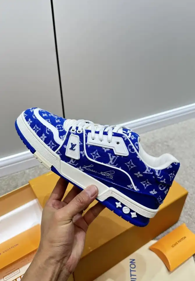 hype Louis Vuitton Sneakers