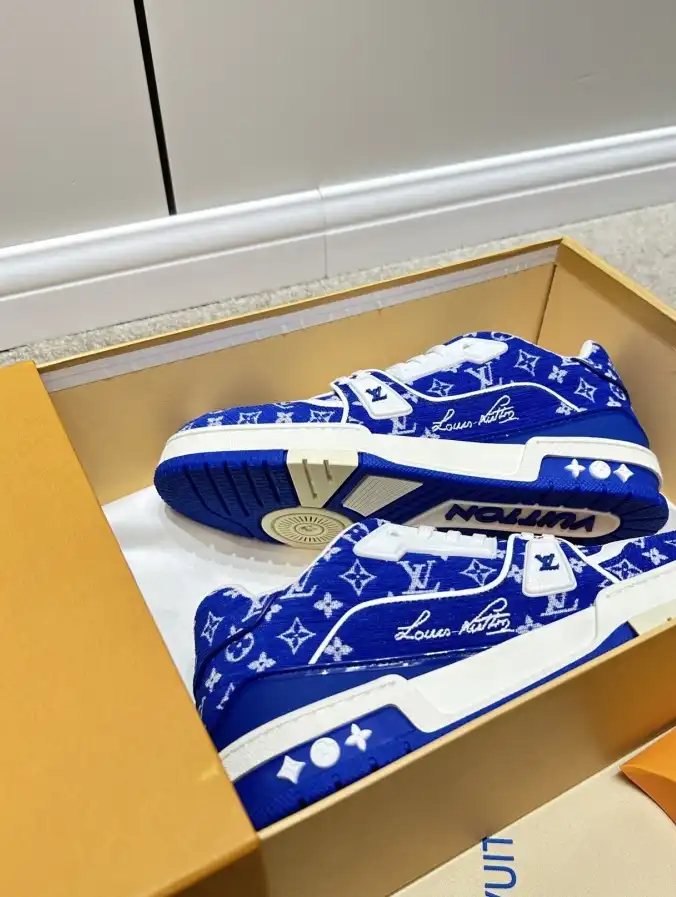 hype Louis Vuitton Sneakers