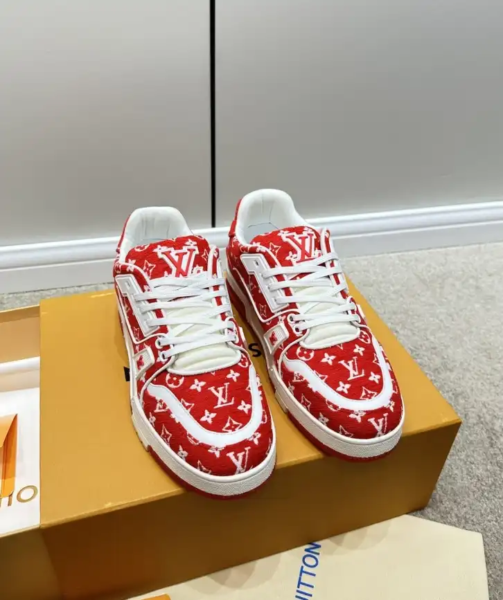 hype Louis Vuitton Sneakers