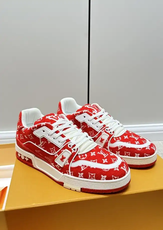 hype Louis Vuitton Sneakers