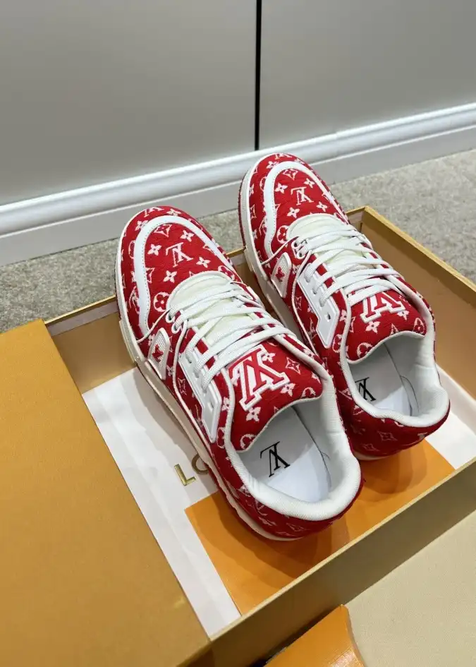 hype Louis Vuitton Sneakers