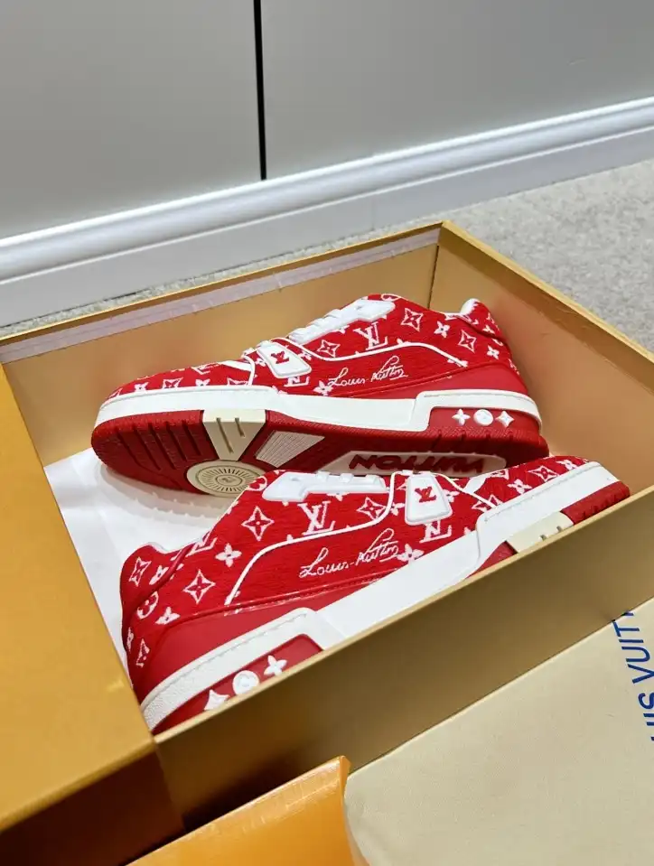 hype Louis Vuitton Sneakers