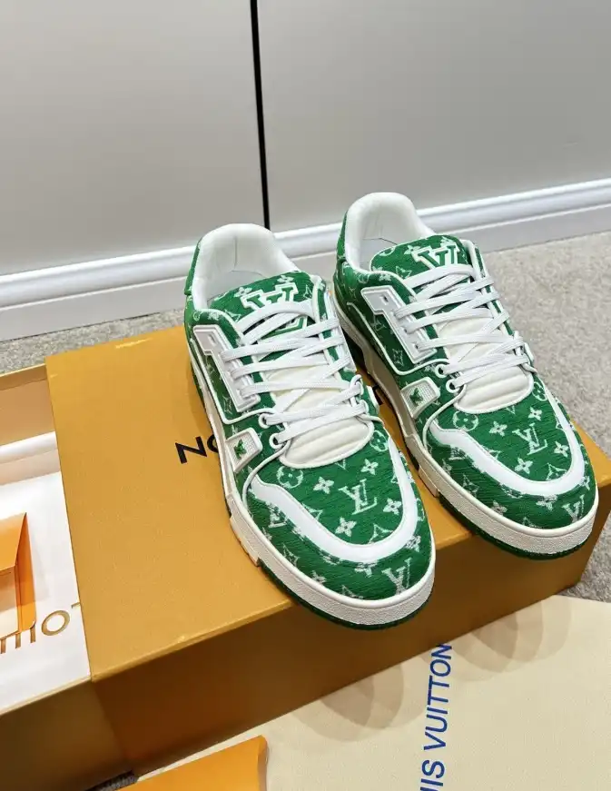 hype Louis Vuitton Sneakers