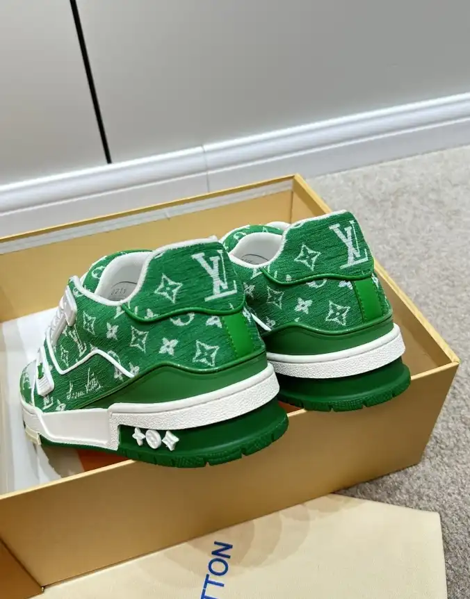 hype Louis Vuitton Sneakers