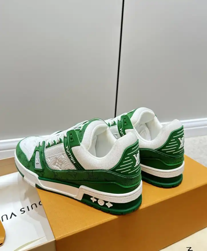 hype Louis Vuitton Sneakers