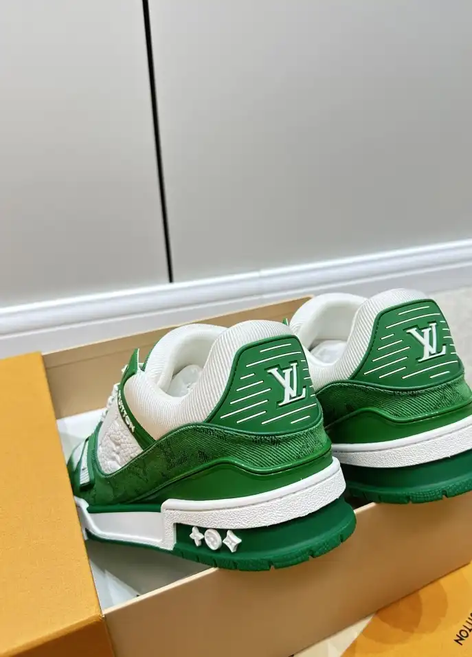 hype Louis Vuitton Sneakers