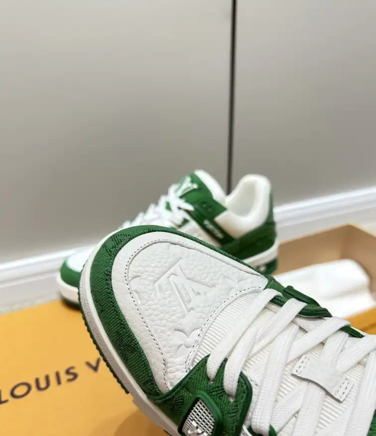 hype Louis Vuitton Sneakers