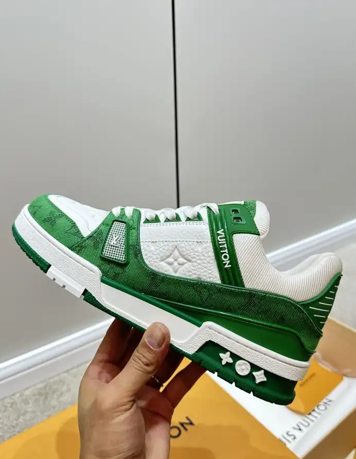 hype Louis Vuitton Sneakers