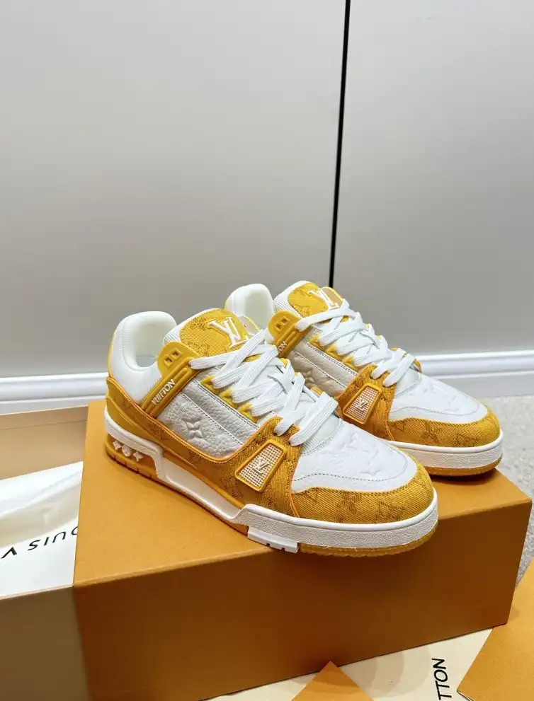 hype Louis Vuitton Sneakers