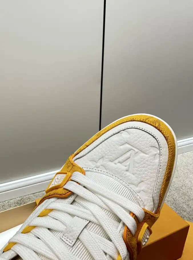 hype Louis Vuitton Sneakers