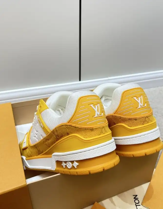 hype Louis Vuitton Sneakers