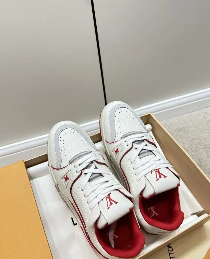 hype Louis Vuitton Sneakers