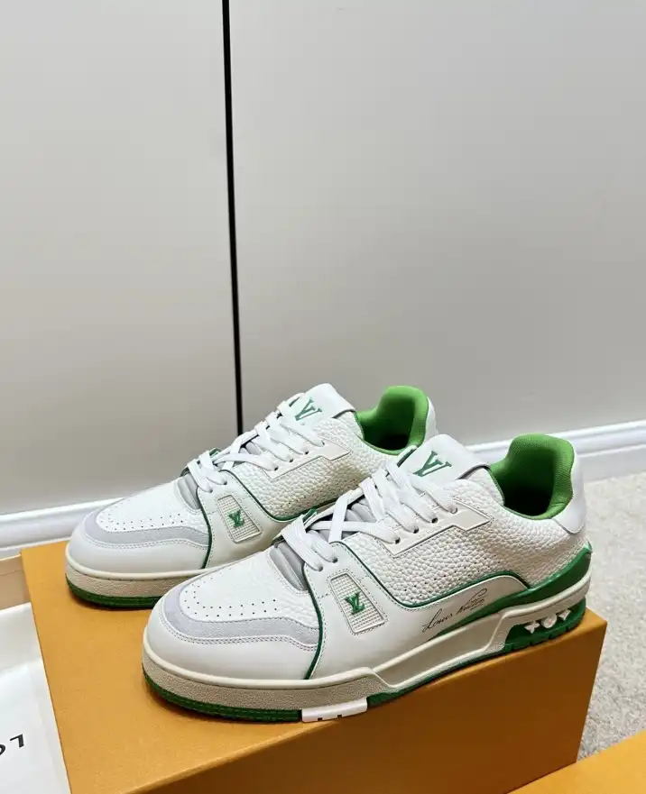 hype Louis Vuitton Sneakers