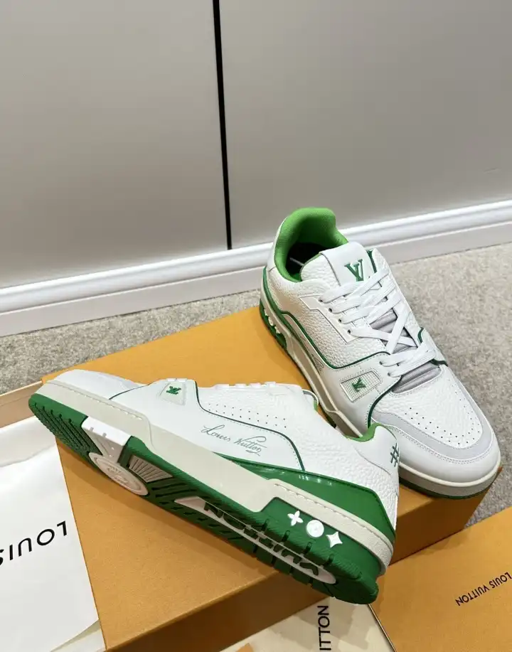 hype Louis Vuitton Sneakers