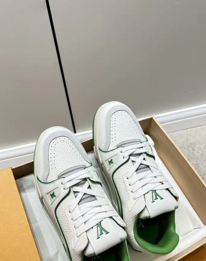 hype Louis Vuitton Sneakers