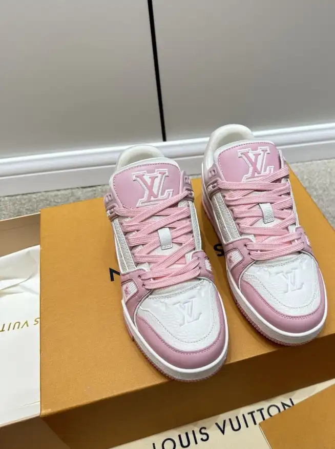 hype Louis Vuitton Sneakers