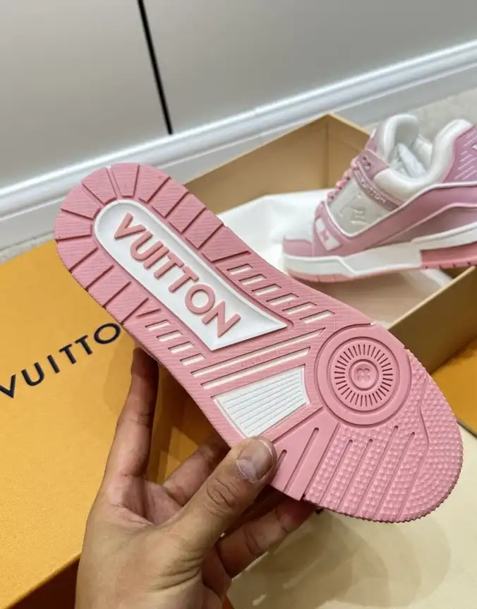 hype Louis Vuitton Sneakers