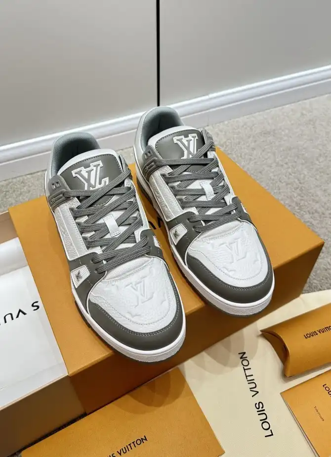 hype Louis Vuitton Sneakers