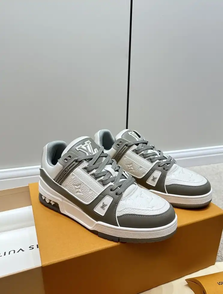 hype Louis Vuitton Sneakers