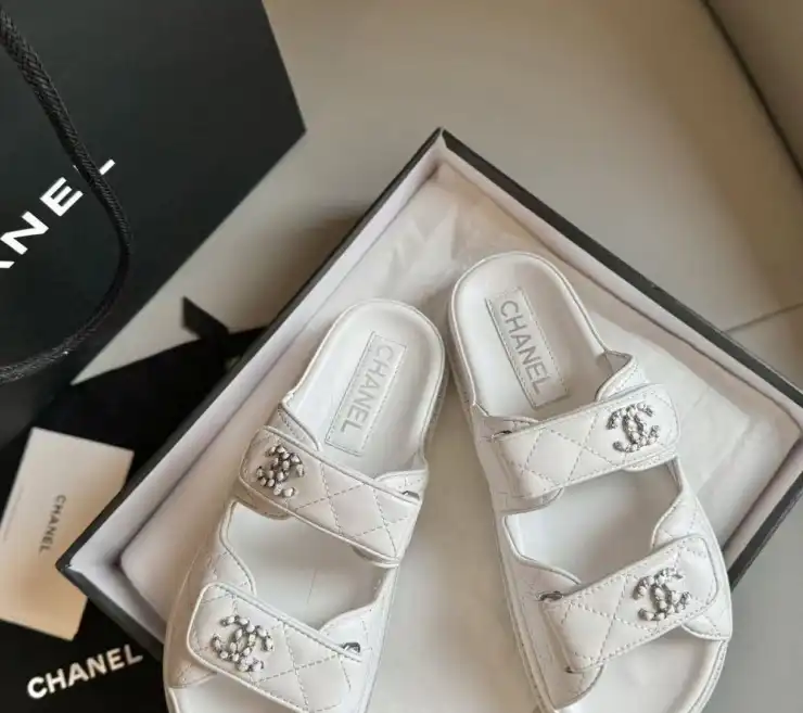 hype Chanel Slippers