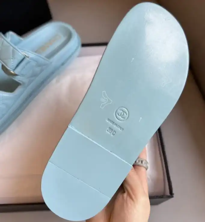 hype Chanel Slippers