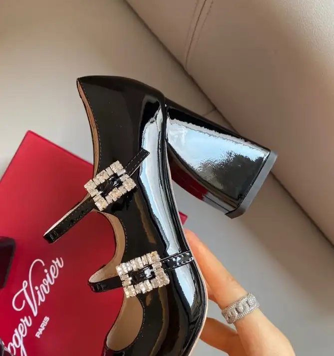 hype Roger Vivier High Heels