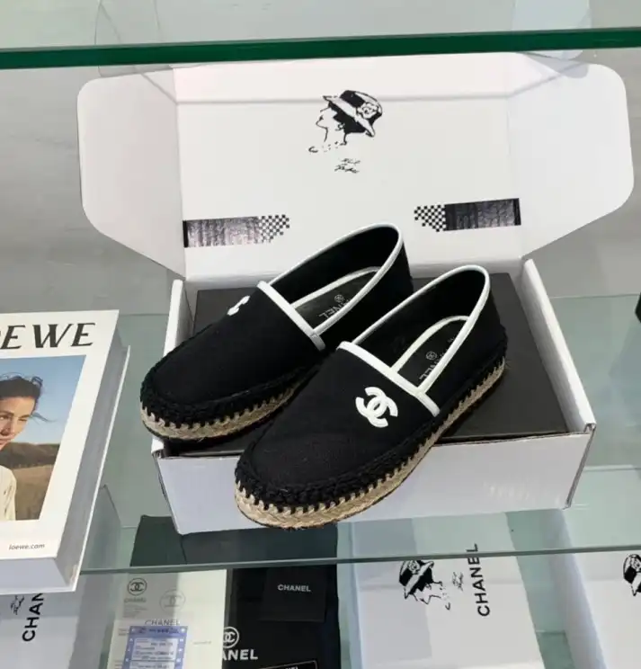 hype Chanel Flat Shoes