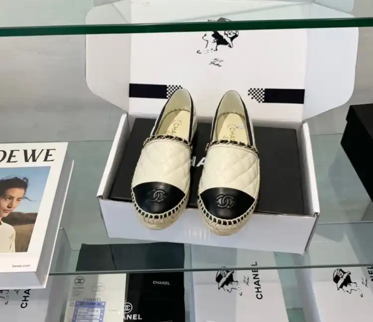 hype Chanel Flat Shoes