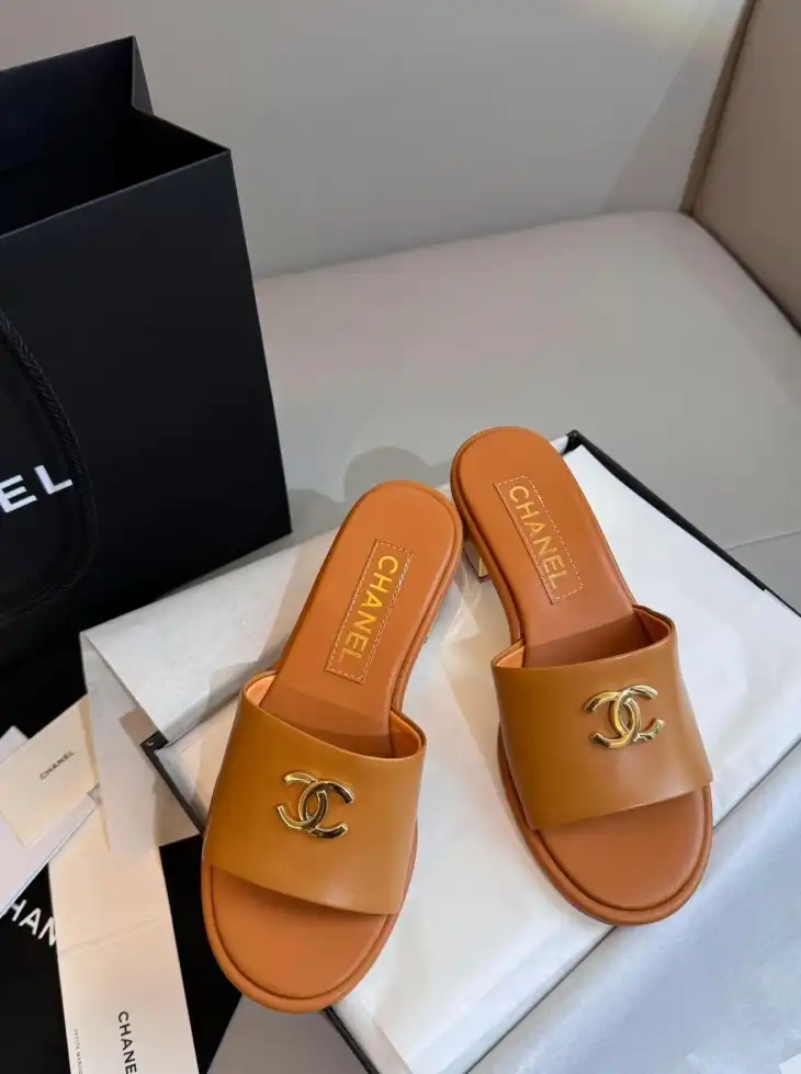 hype Chanel Slippers