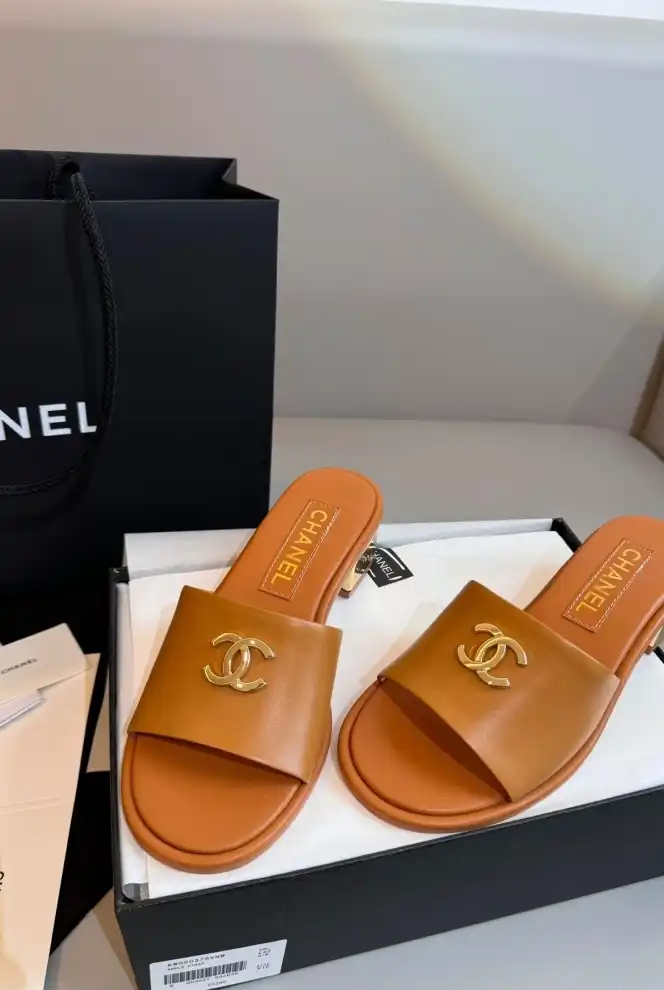 hype Chanel Slippers