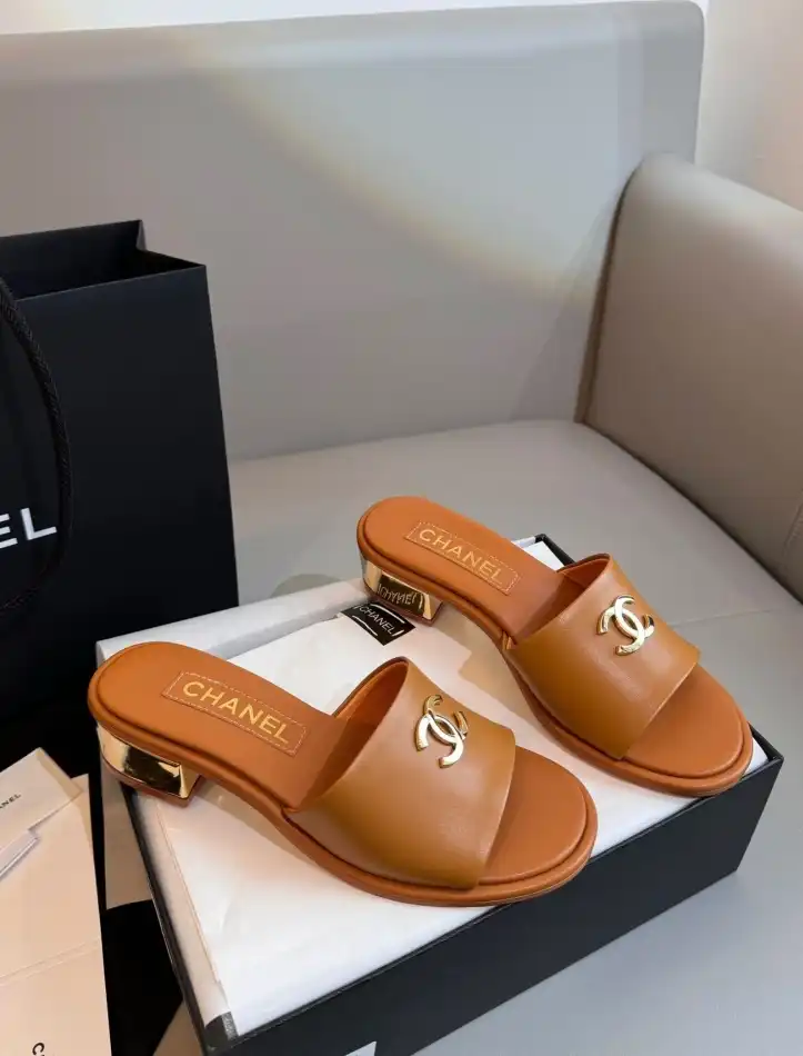 hype Chanel Slippers