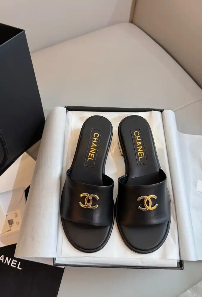 hype Chanel Slippers