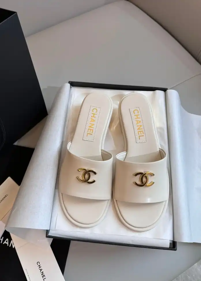 hype Chanel Slippers