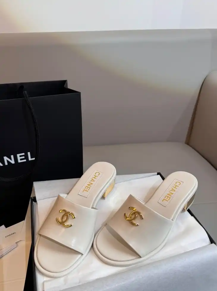 hype Chanel Slippers