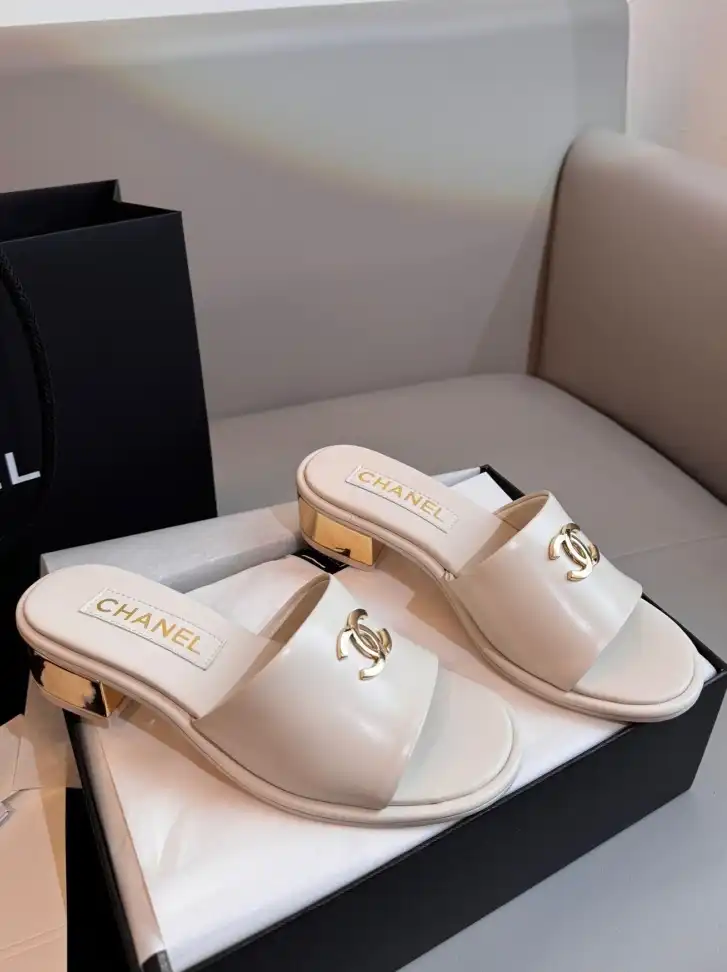 hype Chanel Slippers