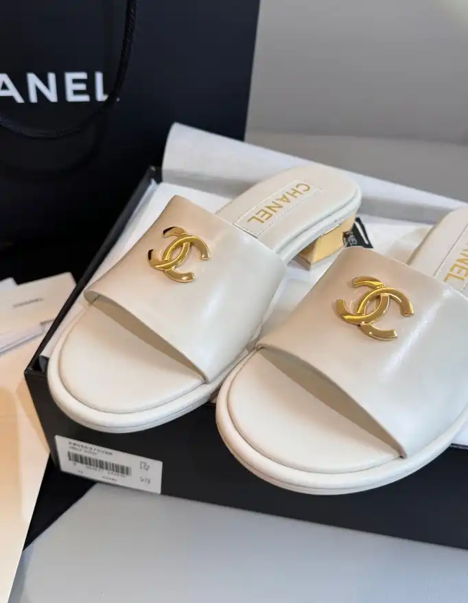 hype Chanel Slippers