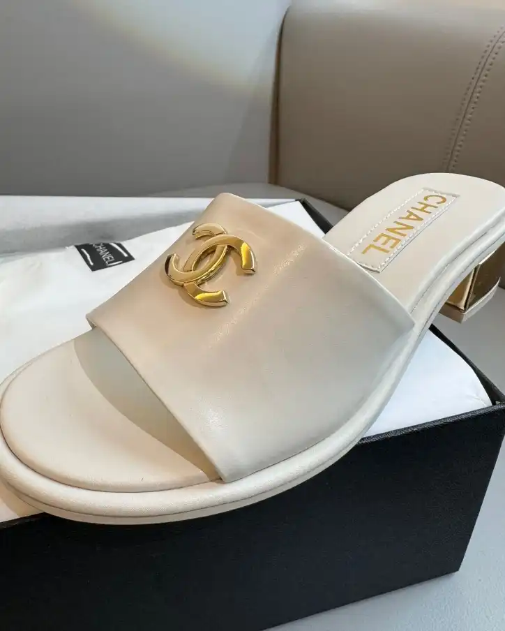 hype Chanel Slippers