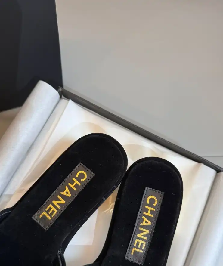 hype Chanel Slippers