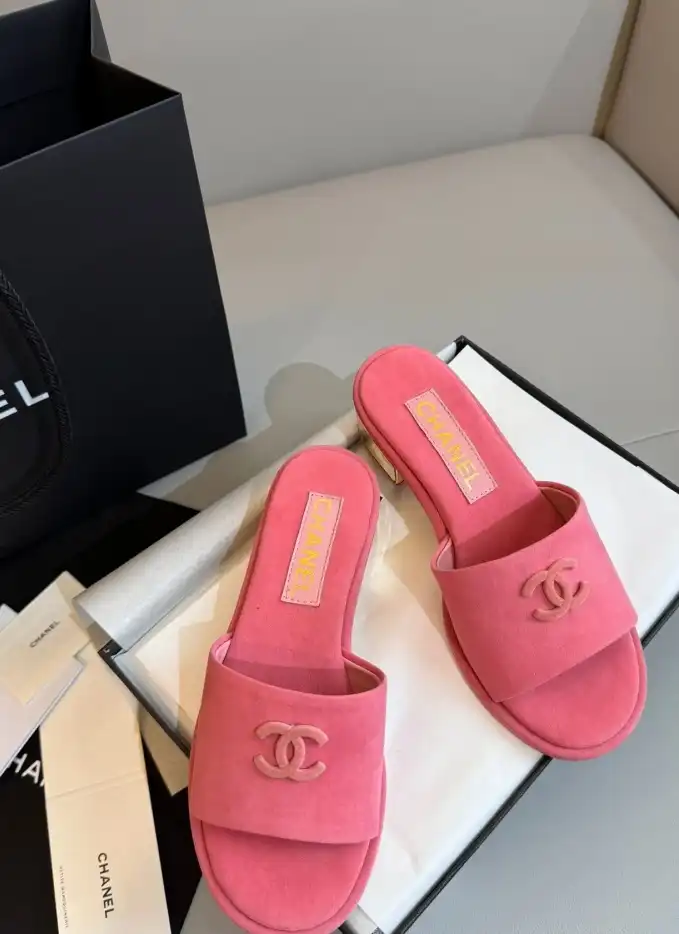 hype Chanel Slippers