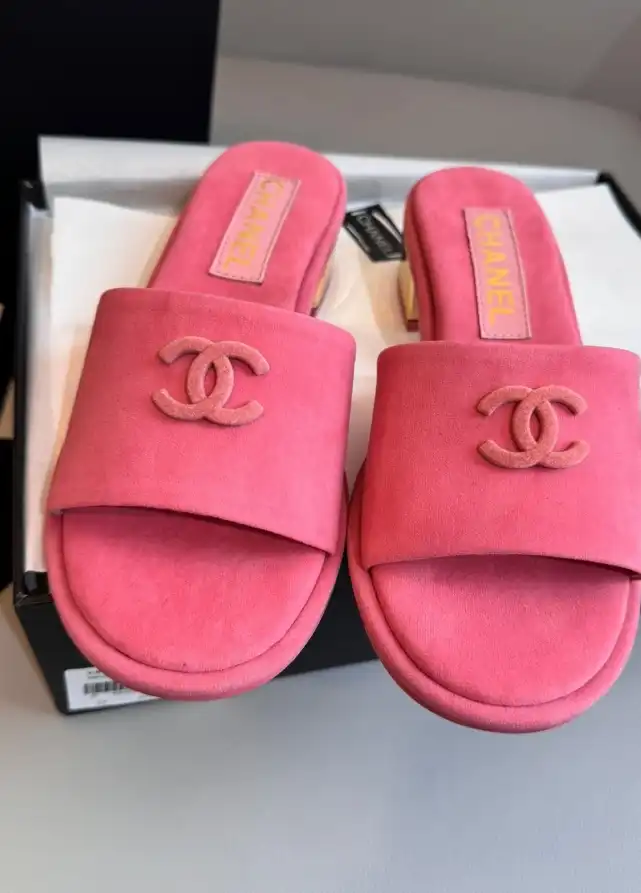 hype Chanel Slippers