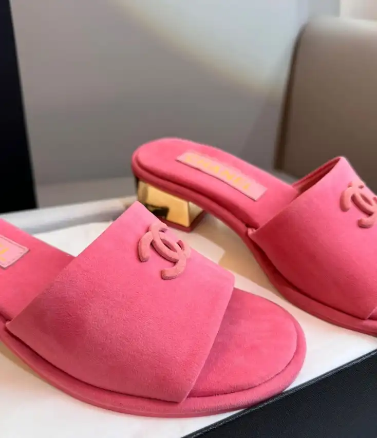 hype Chanel Slippers