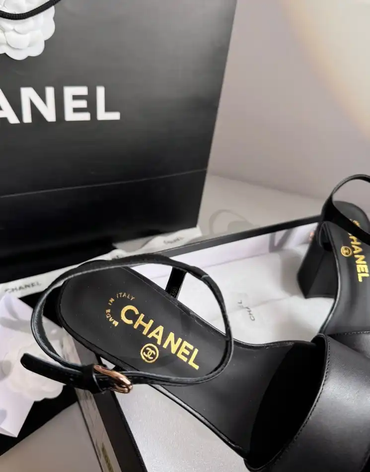 hype Chanel High Heels