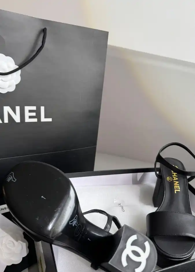 hype Chanel High Heels