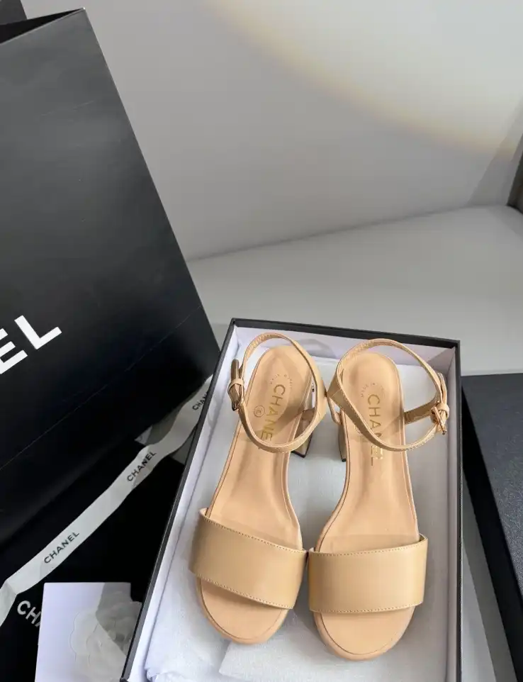 hype Chanel High Heels